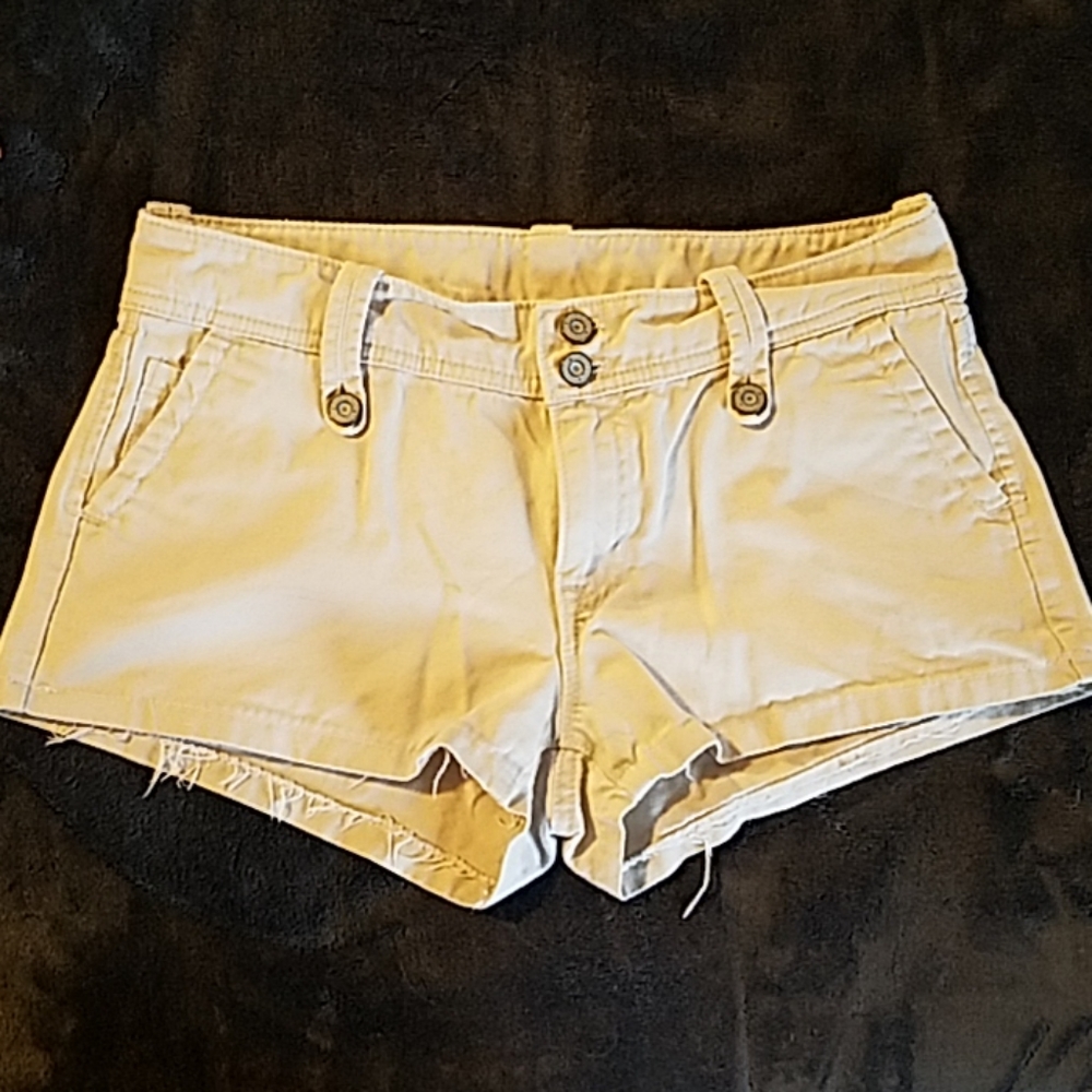 GAP khaki shorts